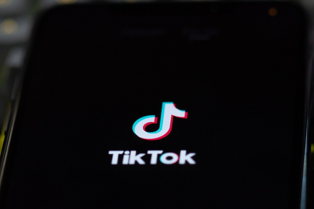 tiktok app black phone screen logo