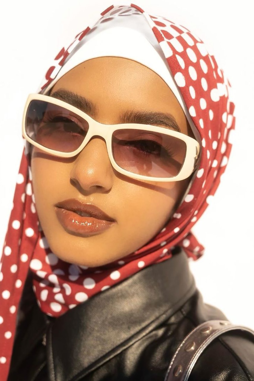 unheard of hijabi two toned jersey cotton red hijab head scarf