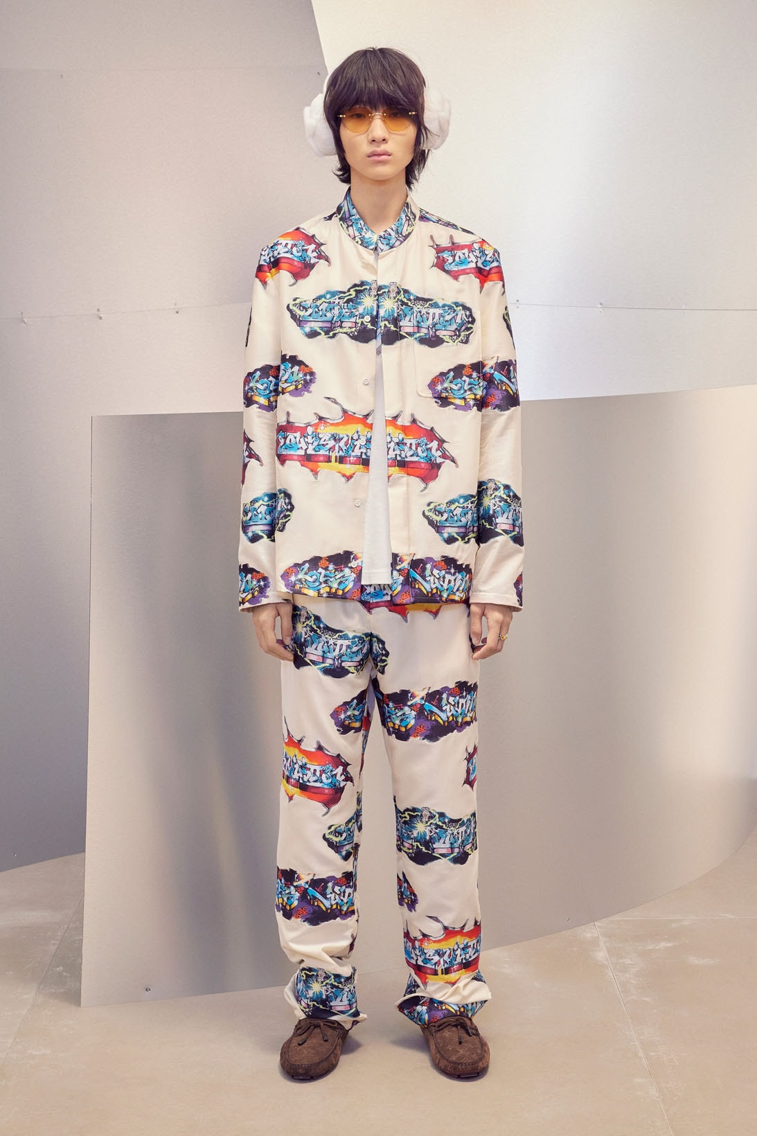 Louis Vuitton Men's Virgil Abloh Pre-Fall 2022 Collection Suit Graphics