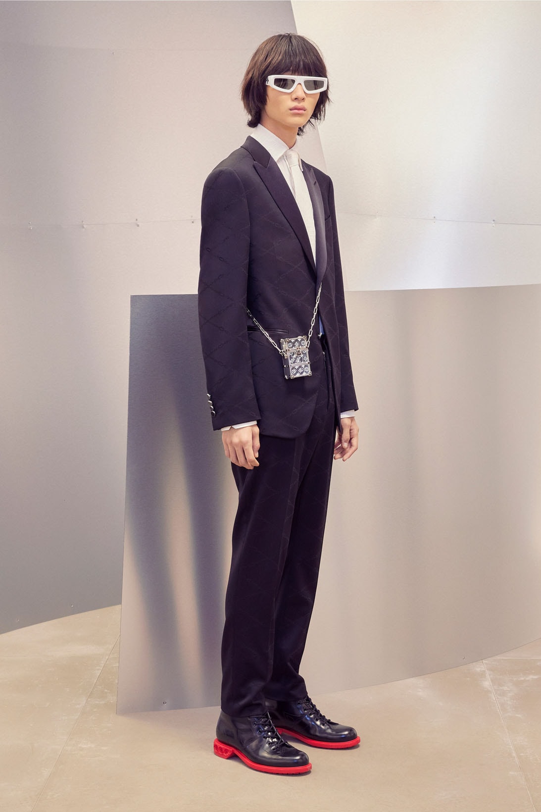 Louis Vuitton Men's Virgil Abloh Pre-Fall 2022 Collection Tailored Suit
