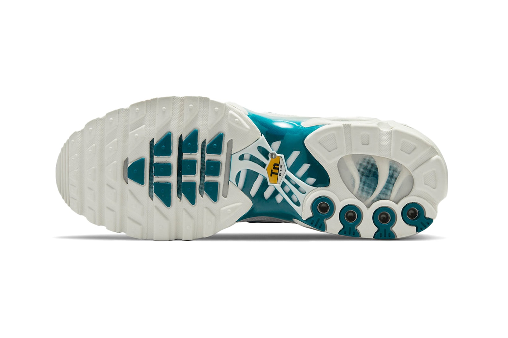 Nike Womens Air Max Plus Metallic Teal Sneakers Footwear Kicks Shoes White Blue Soles