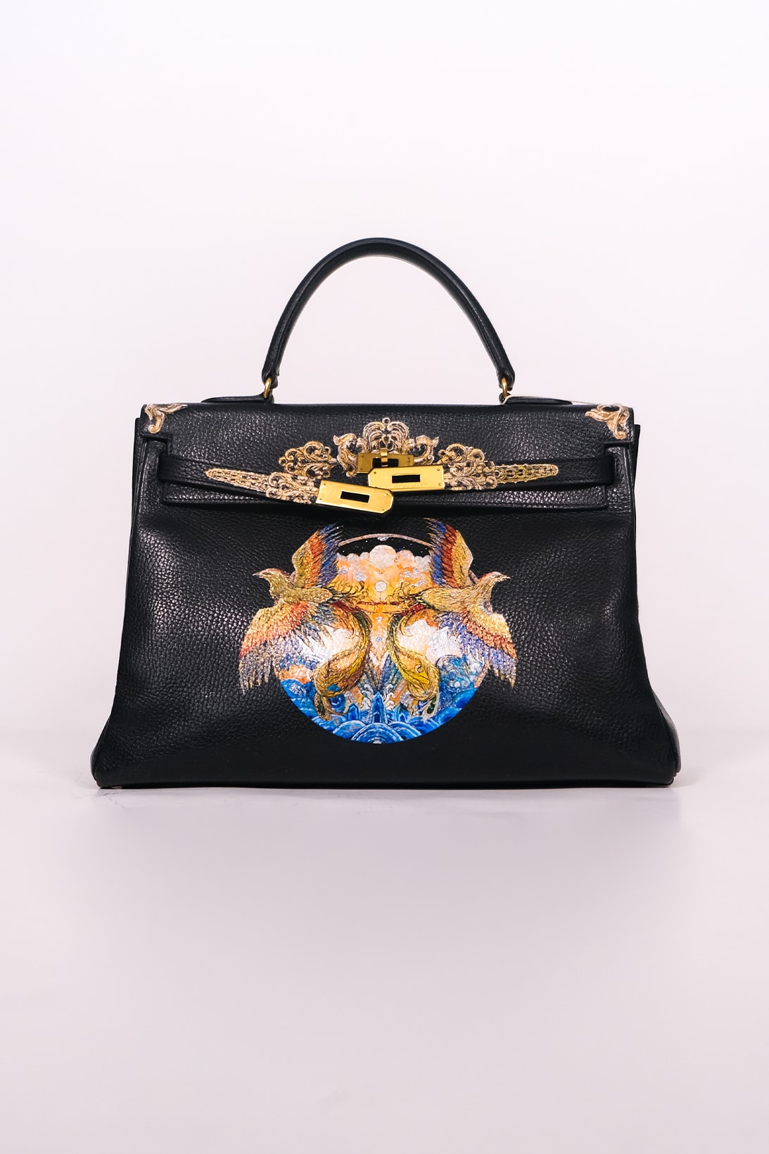 Wear Earthero Art Exhibition Hermes Kelly 35 Leather Handbag Fashion Sustainability Showcase Info