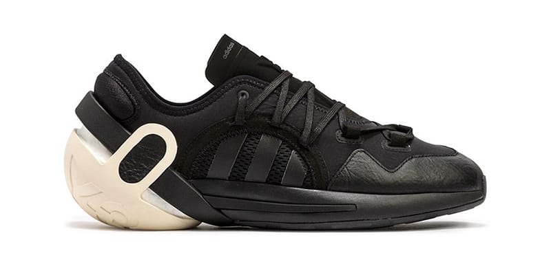 y3 all black sneakers