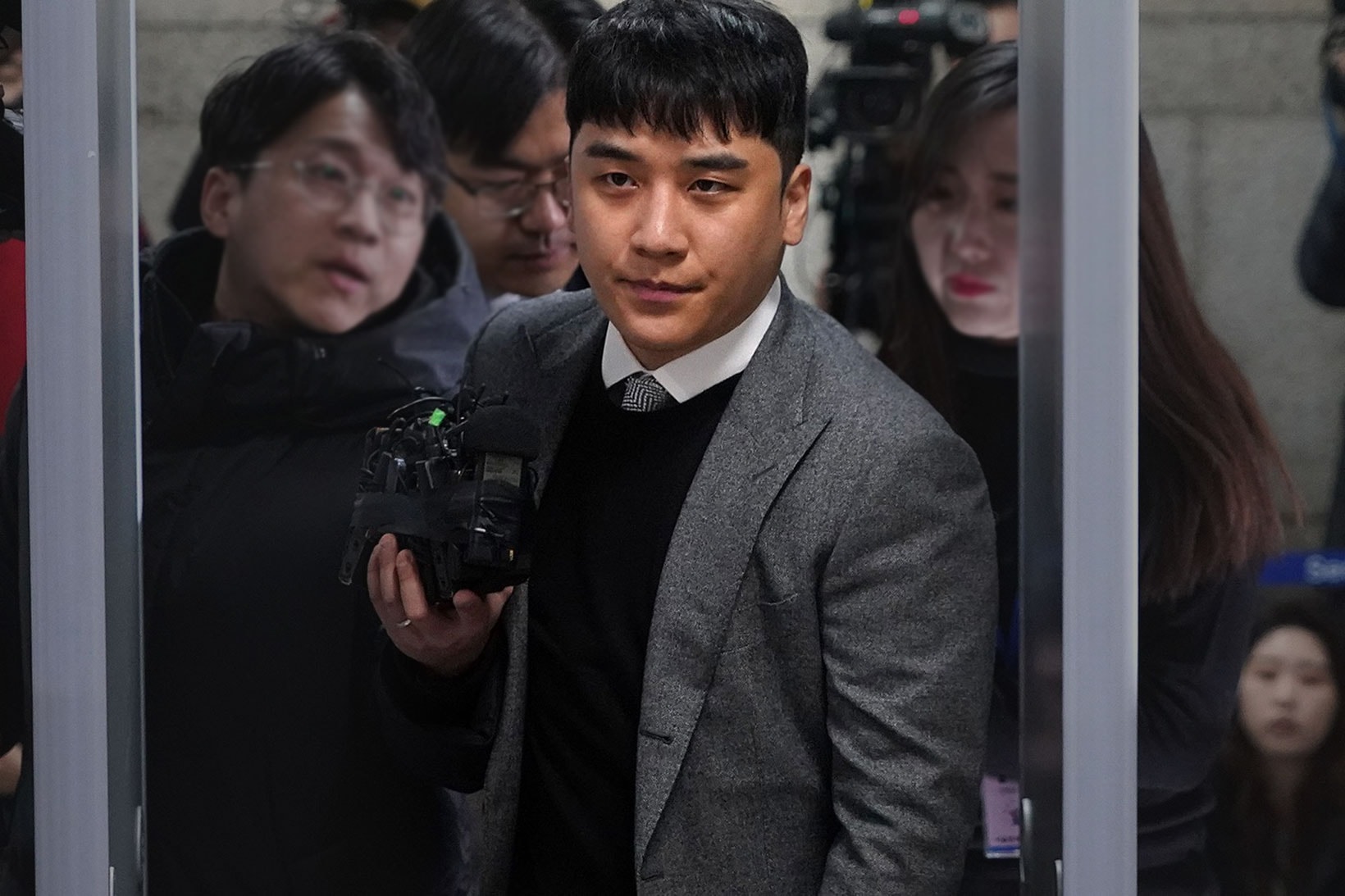 Big Bang Seungri Prison Sentence Shortened Reduced Half News Info