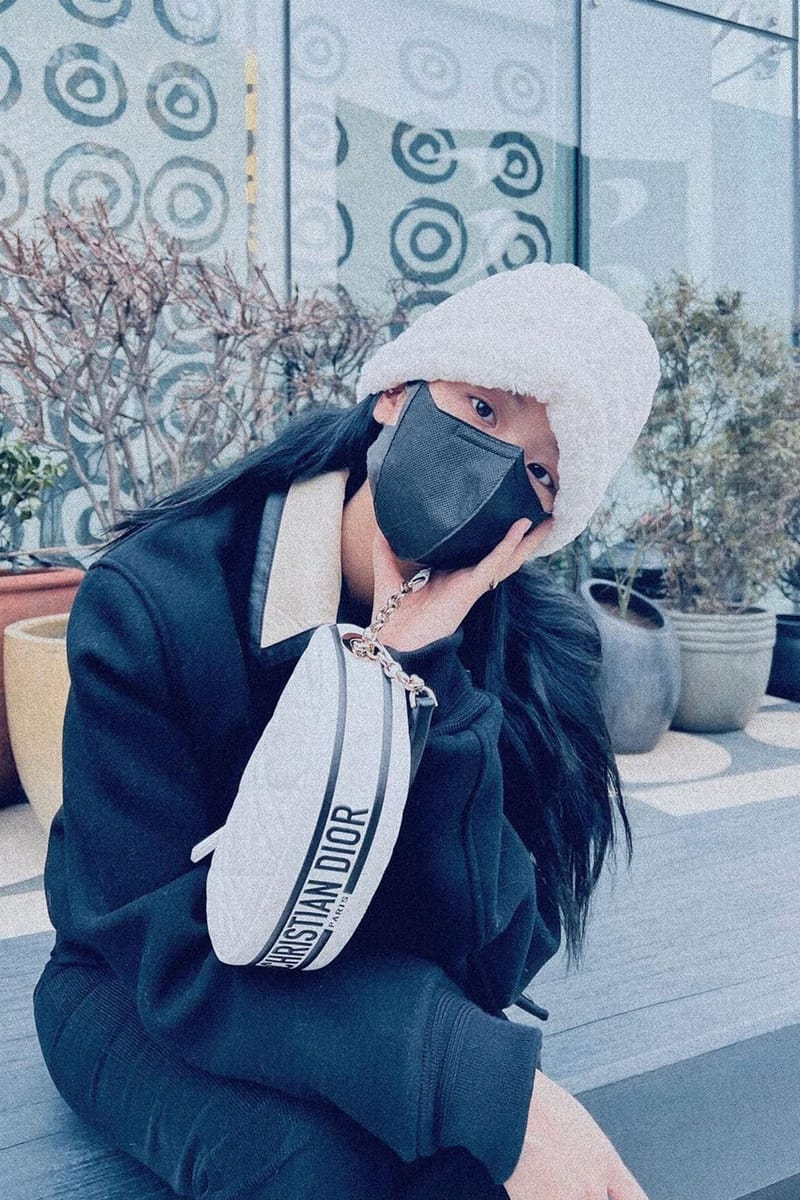 Buy BLACKPINK Jisoo's Fuzzy Bucket Hat 