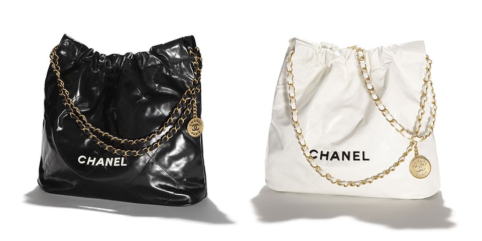 CHANEL 22 Large Handbag Shiny Calfskin Gold-tone Metal — Fashion CHANEL