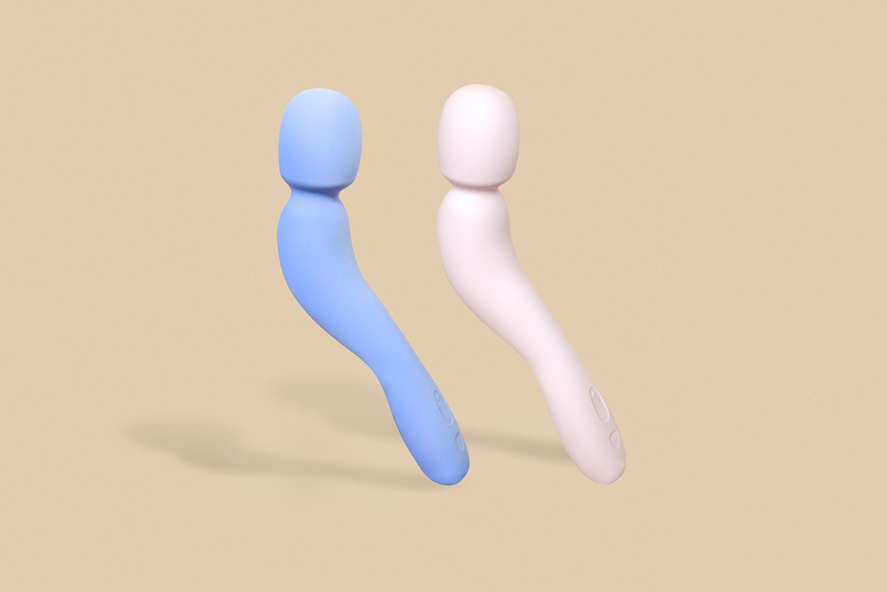 Dame Products Com Sex Toy Wand Vibrator's: Periwinkle Blue (left) and Quartz (right)