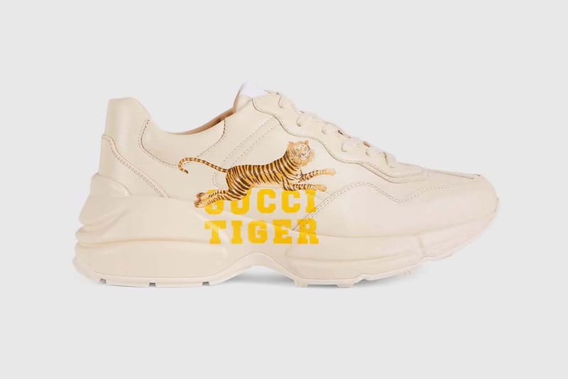 gucci shoes with tiger on side