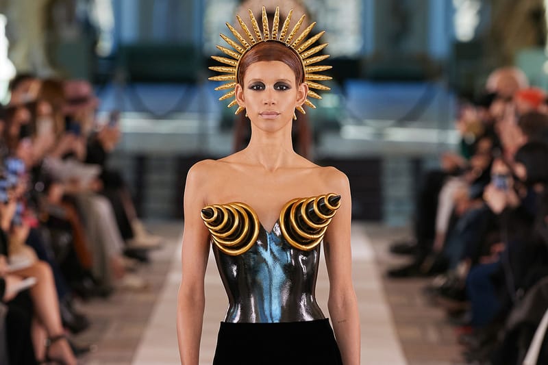 Schiaparelli Looks to Space Films for SS22 Couture