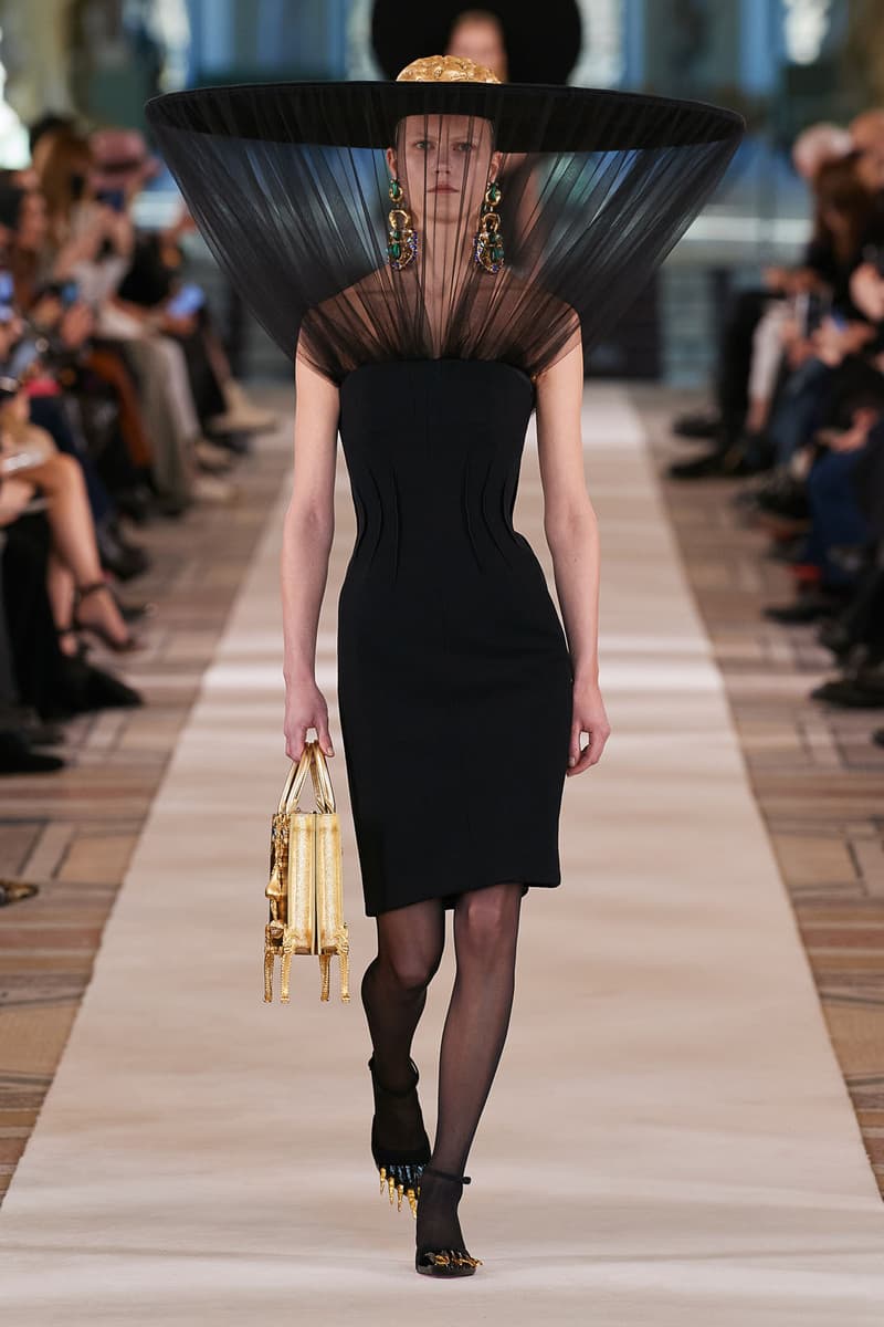 Schiaparelli Spring Summer Haute Couture Collection Runway Daniel Roseberry Images