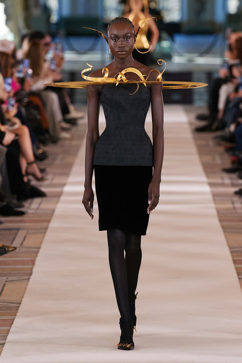 Schiaparelli Spring Summer Haute Couture Collection Runway Daniel Roseberry Images