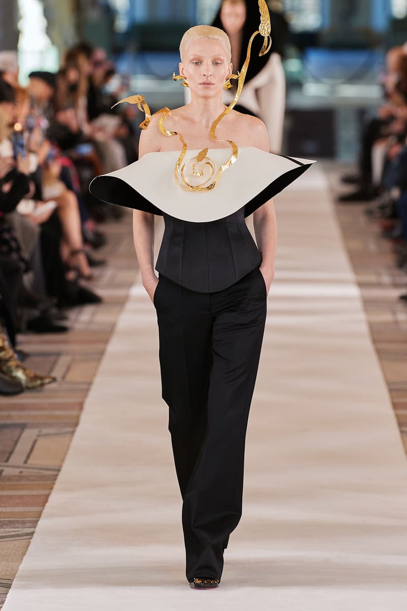 Schiaparelli Spring Summer Haute Couture Collection Runway Daniel Roseberry Images