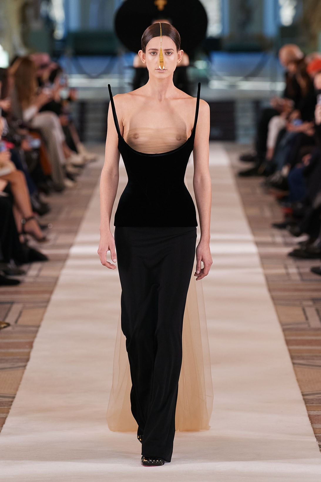Schiaparelli Spring Summer Haute Couture Collection Runway Daniel Roseberry Images