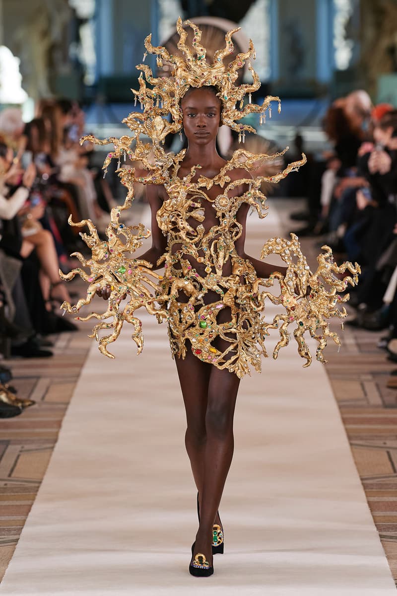 Schiaparelli Spring Summer Haute Couture Collection Runway Daniel Roseberry Images