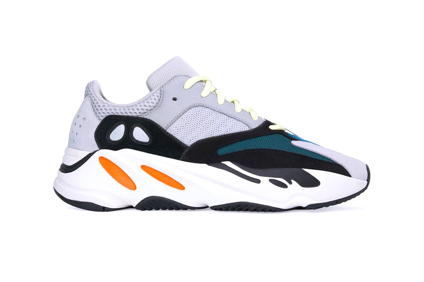 adidas YEEZY BOOST 700 "Wave Runner" Re-Release Solid Gray Chalk White Core Black Lateral View
