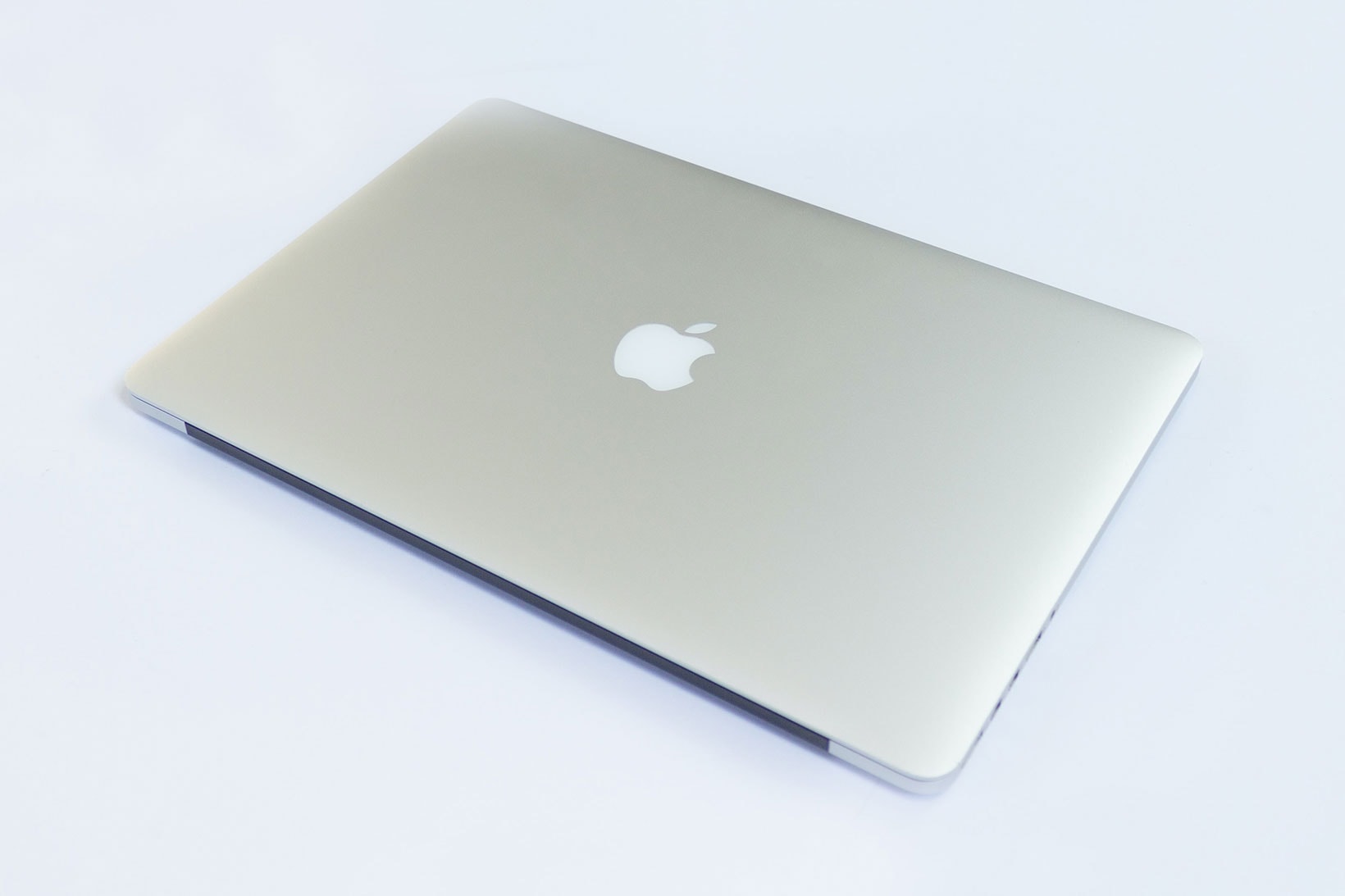 Apple M2 Chip MacBook Pro Mini Air iMac Release Rumors Info