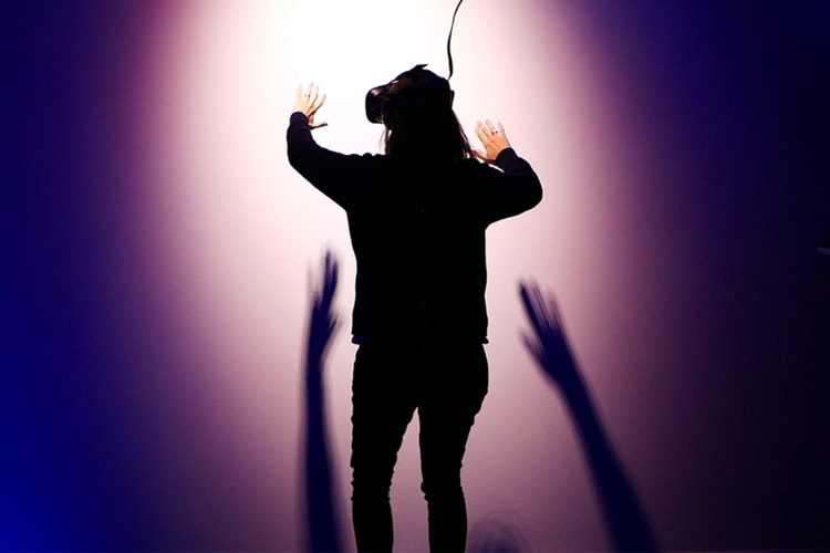 Metaverse App VRChat Exposes Children to Virtual Strip Clubs