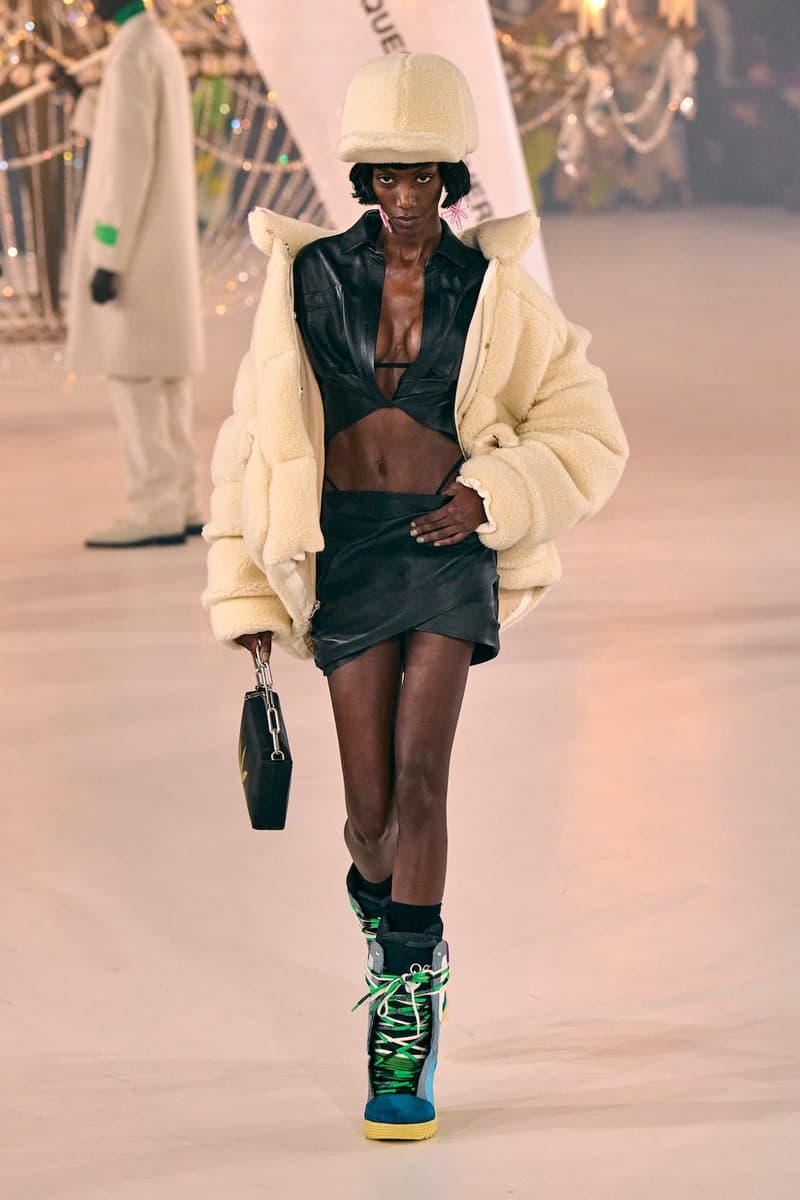 Off-White™ Virgil Abloh Tribute Show PFW FW22 Paris Fashion Week Fall Winter Gigi Hadid