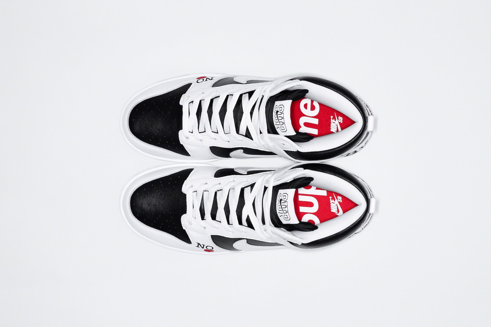 Supreme Nike Dunk High Sneakers Collaboration White Black