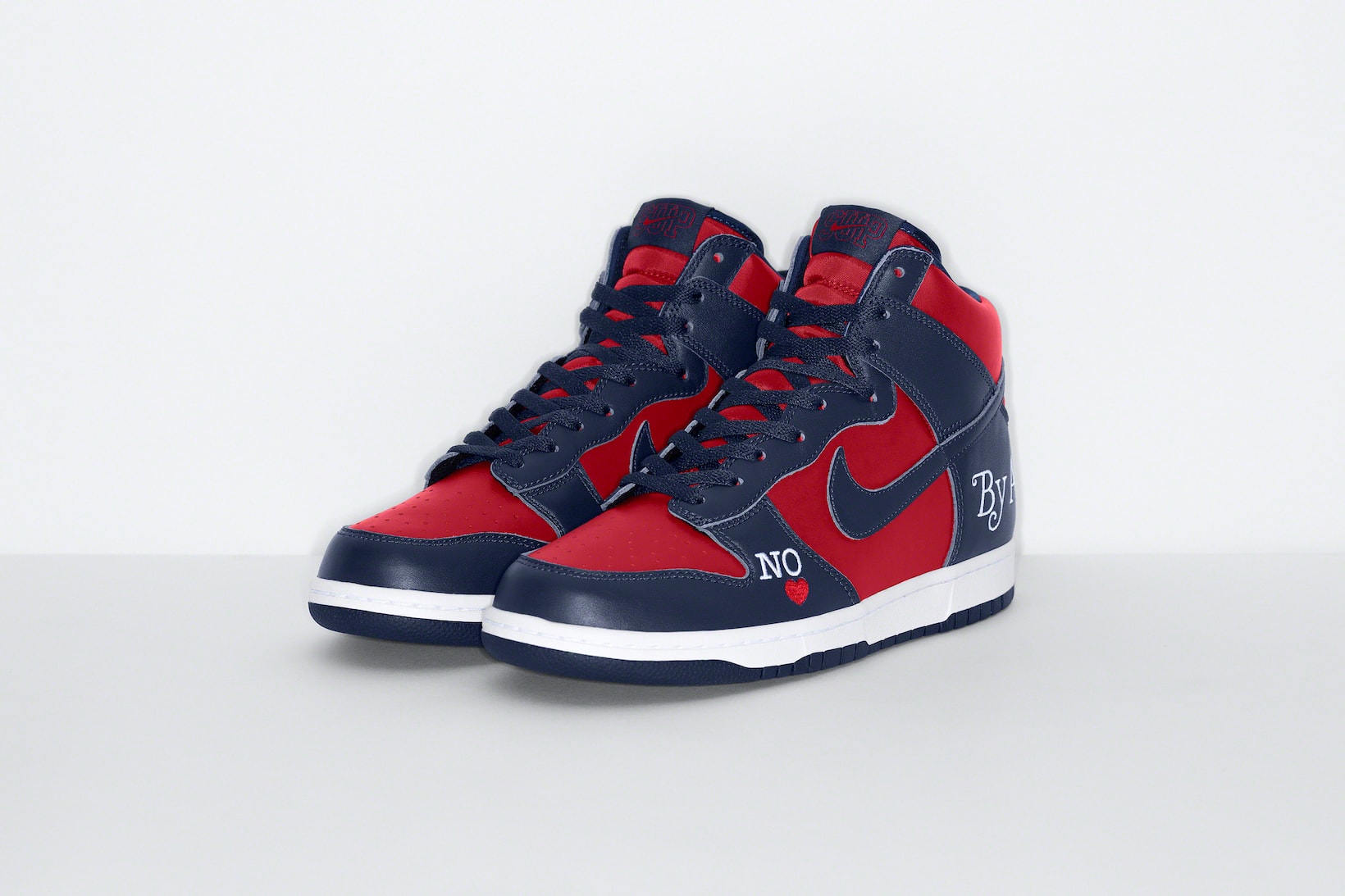 Supreme Nike Dunk High Sneakers Collaboration Red Navy Blue