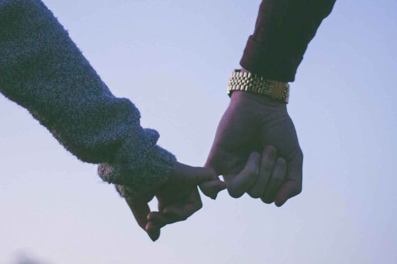 6 Things Monogamous Couples Can Learn From Polyamory