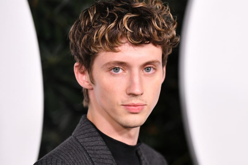 Troye Sivan Is Having the Best Time Filming Upcoming HBO Series 'The Idol'