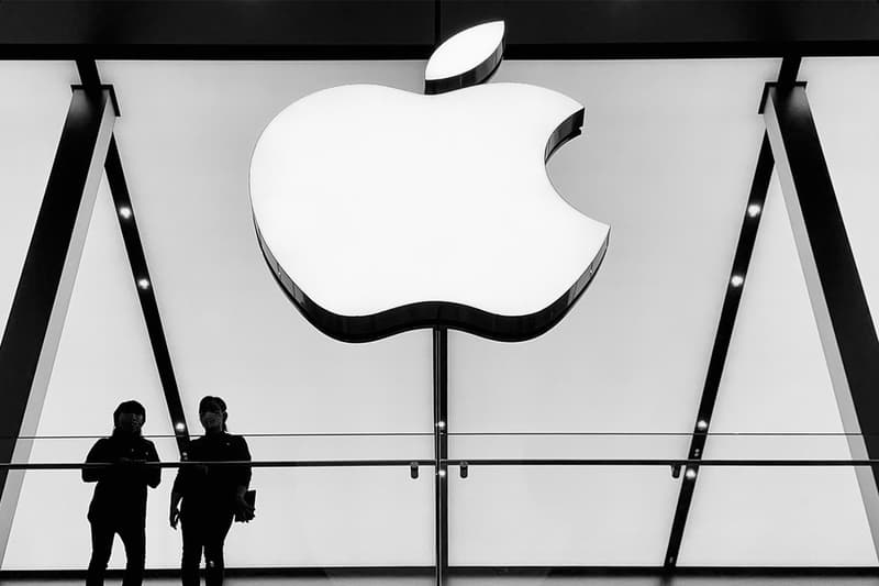 Apple Stops Product Sales Russia Ukraine Invasion App Store