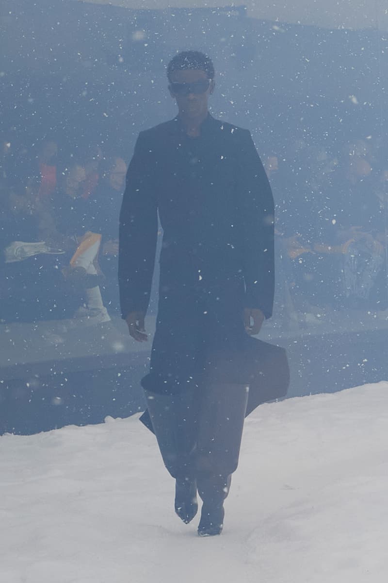 Balenciaga Fall Winter 360 Collection Snowy Apocalyptic Demna Gvasalia Ukraine Show Images