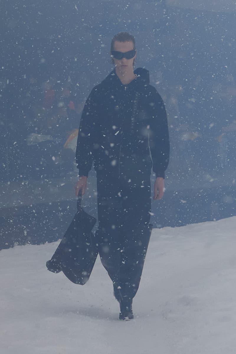 Balenciaga Fall Winter 360 Collection Snowy Apocalyptic Demna Gvasalia Ukraine Show Images