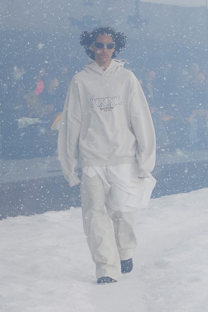 Balenciaga Fall Winter 360 Collection Snowy Apocalyptic Demna Gvasalia Ukraine Show Images