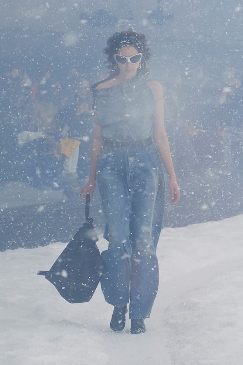 Balenciaga Fall Winter 360 Collection Snowy Apocalyptic Demna Gvasalia Ukraine Show Images