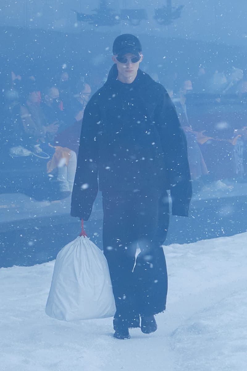 Balenciaga Fall Winter 360 Collection Snowy Apocalyptic Demna Gvasalia Ukraine Show Images