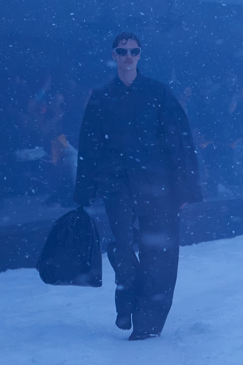 Balenciaga Fall Winter 360 Collection Snowy Apocalyptic Demna Gvasalia Ukraine Show Images