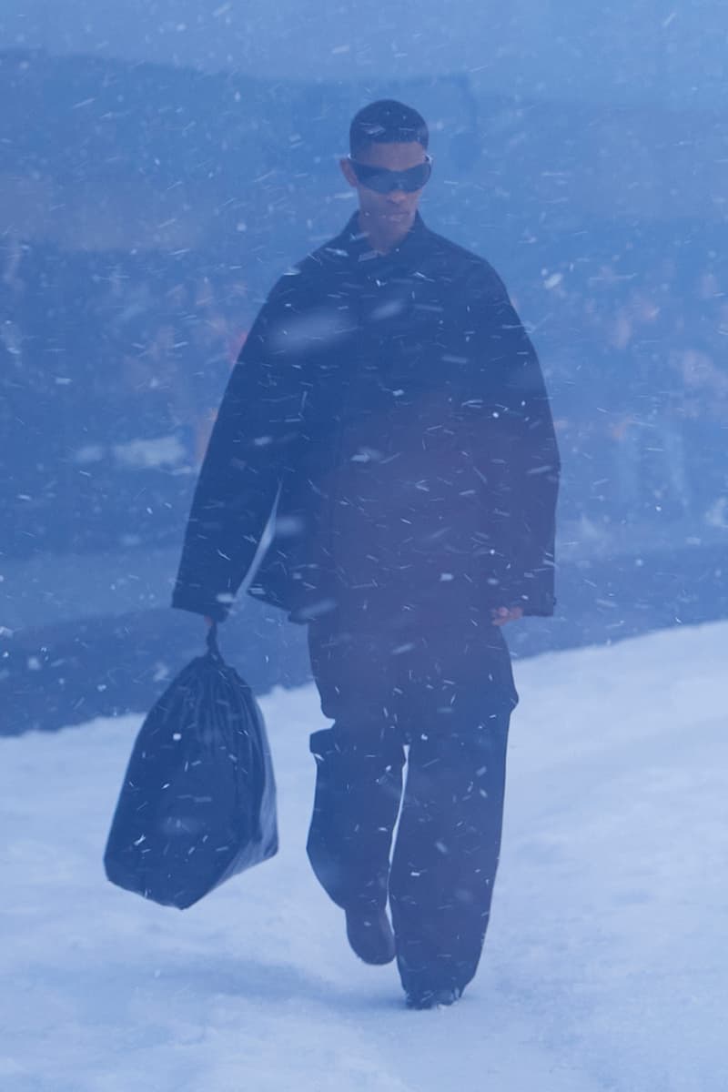 Balenciaga Fall Winter 360 Collection Snowy Apocalyptic Demna Gvasalia Ukraine Show Images