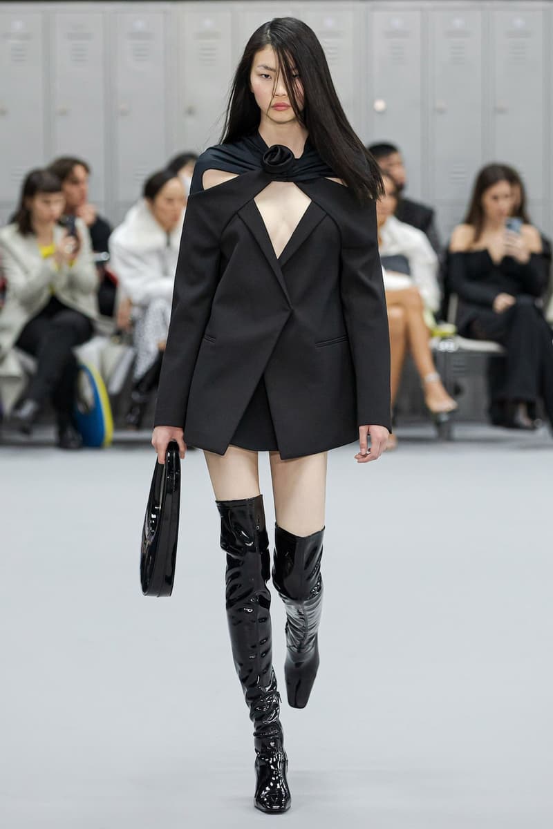 Coperni FW22 Runway Show Paris Fashion Week Gigi Hadid