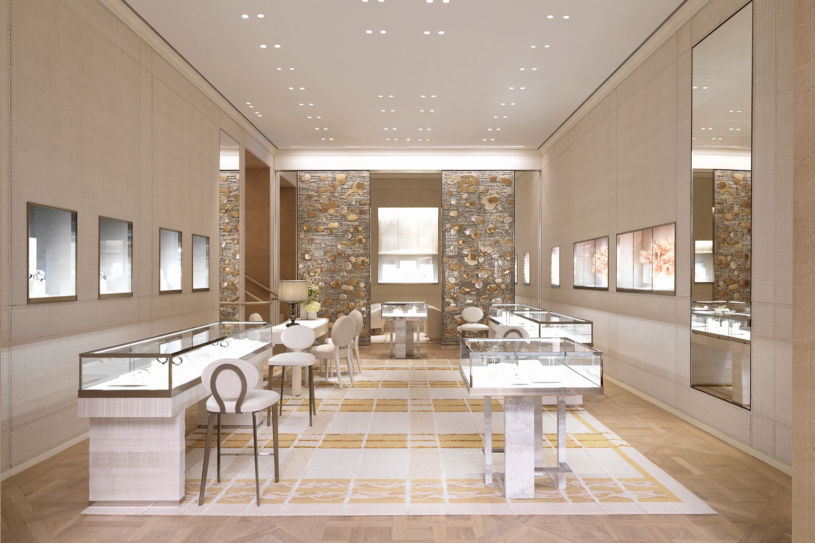 Dior 30 Montaigne Flagship Store Paris Interior Exterior Exhibition