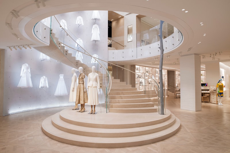 Dior 30 Montaigne Flagship Store Paris Interior Exterior Exhibition