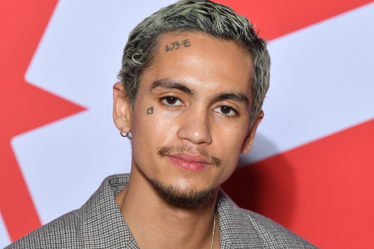 dominic fike euphoria elliot face tattoos apple lbe letters ink celebrity style 