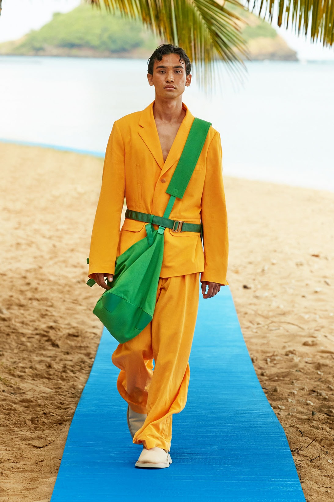 Jacquemus Spring Summer Le Splash Hawaii Runway Show Collection Images