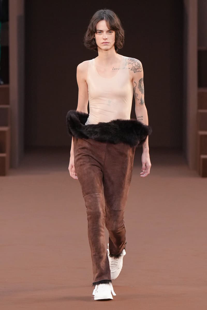 Loewe Fall 2022 Ready To Wear Collection