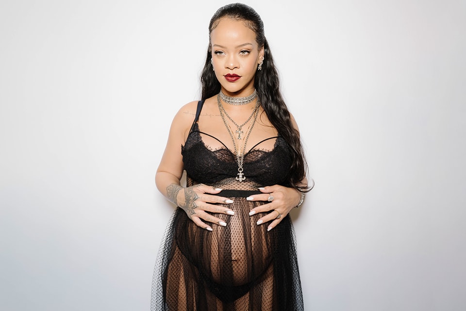 Pregnant Rihanna shops for baby clothes at Target