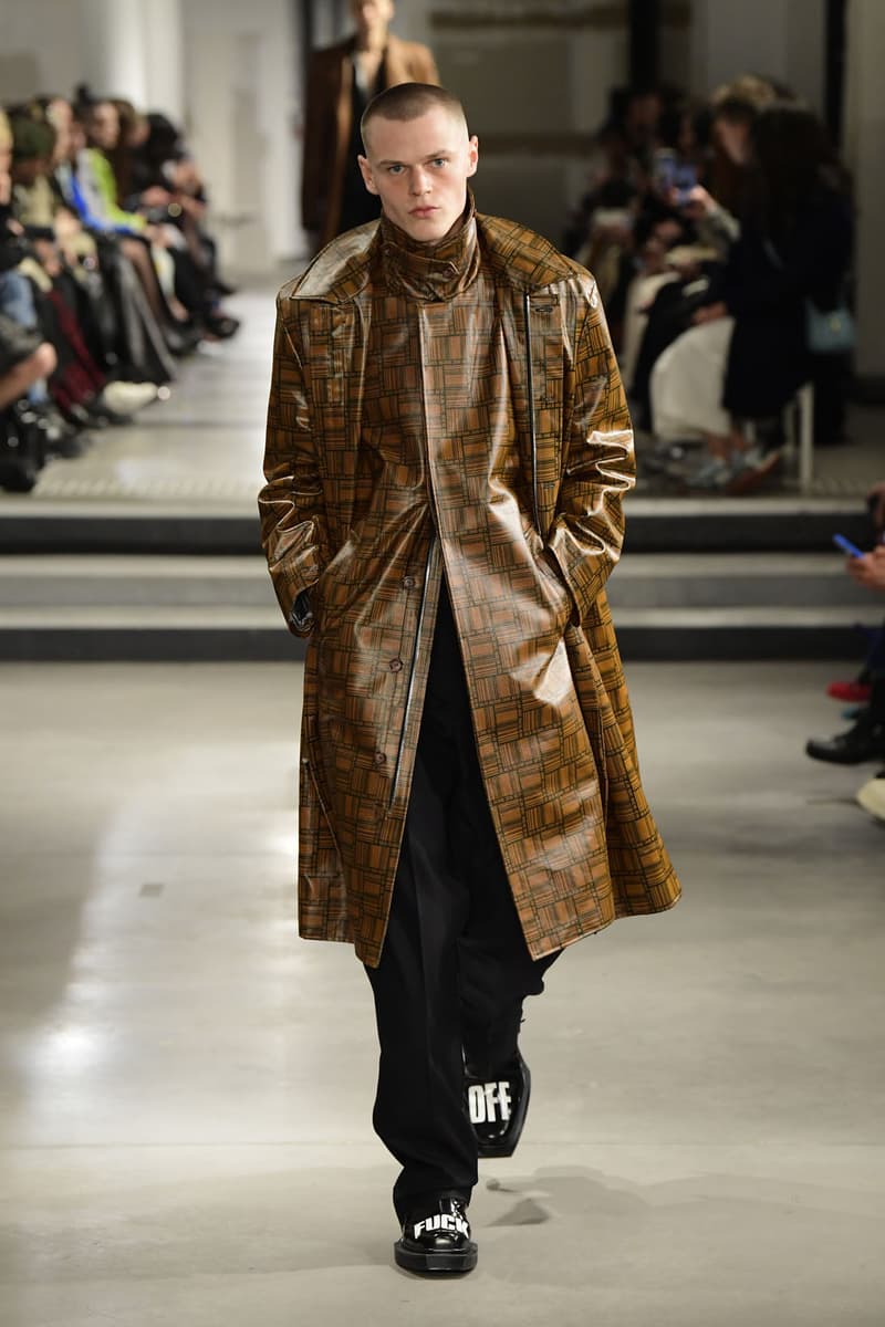 VTMNTS Vetements Guram Gvasalia Fall Winter Collection Runway Show Images