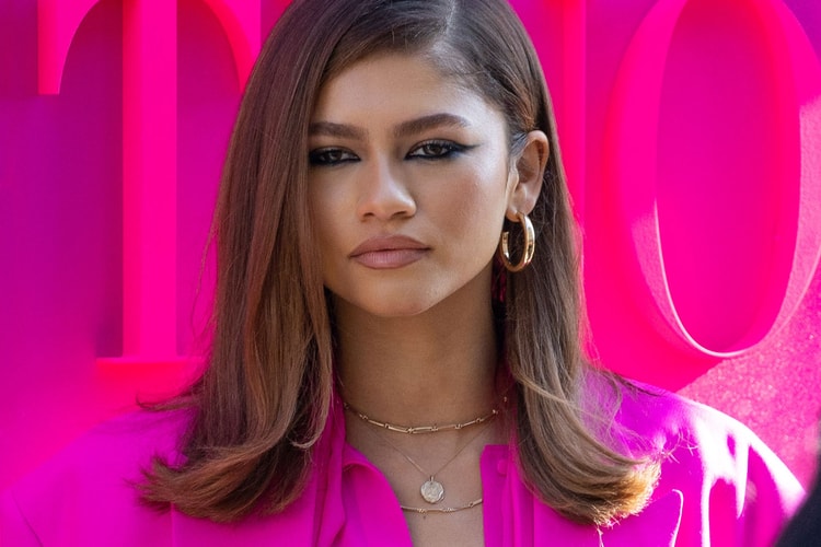 Zendaya Stuns in All-Pink at Valentino FW22 Front Row