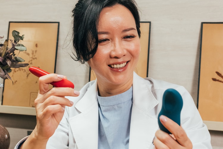 Elevate Your Sexual Energy With Sex Toys and Acupressure