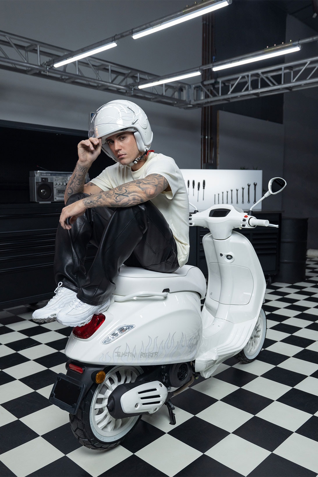 Justin Bieber Vespa Collaboration Sprint Scooter White Release Date