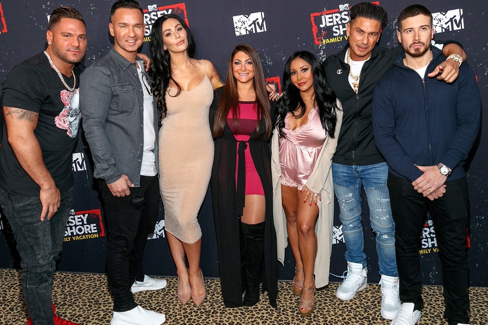 het winkelcentrum Periodiek Implementeren Jersey Shore' Cast on MTV's Reboot | Hypebae