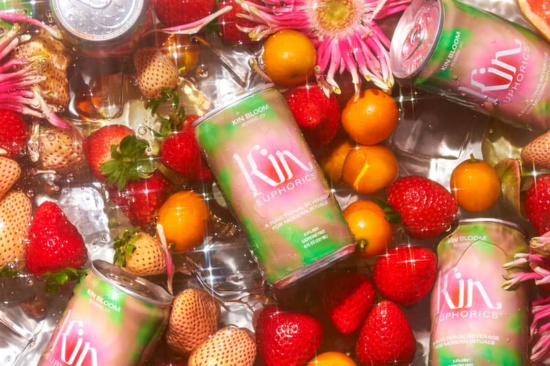 kin euphorics kin bloom non-alcoholic beverage mocktails adaptogens botanics nootropics caffeine free low sugar mood enhancing defining