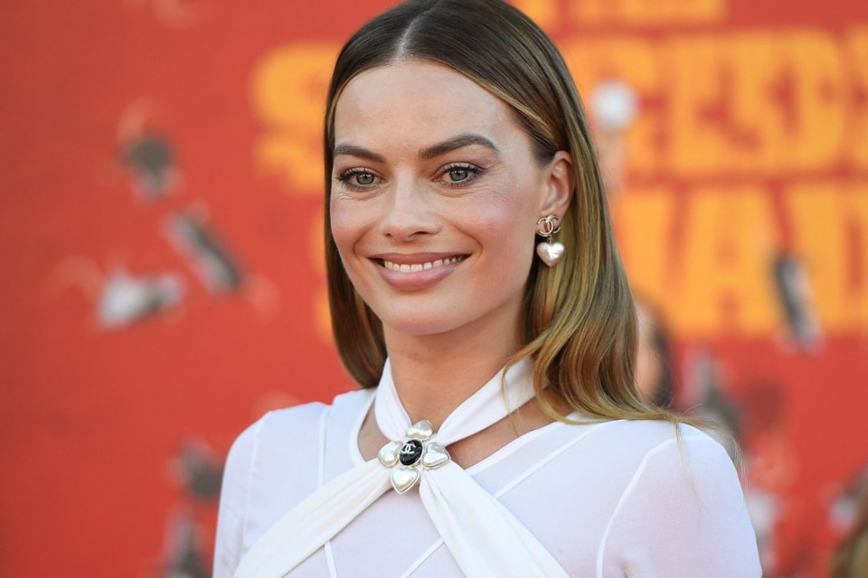 Margot Robbie & 'Pirates of the Caribbean' Info