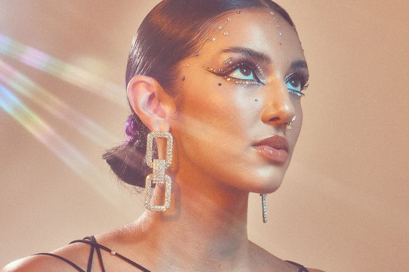 Rowi Singh Launches New Embellish by Rowi Collection