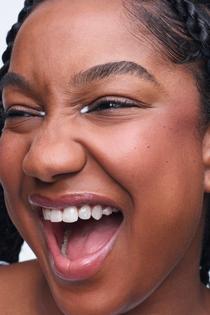 Glossier No. 1 Pencil Canvas